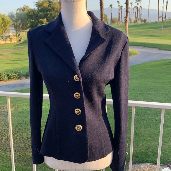 St. John Jackets & Blazers - St. John Knit Navy Blue Blazer sz 2